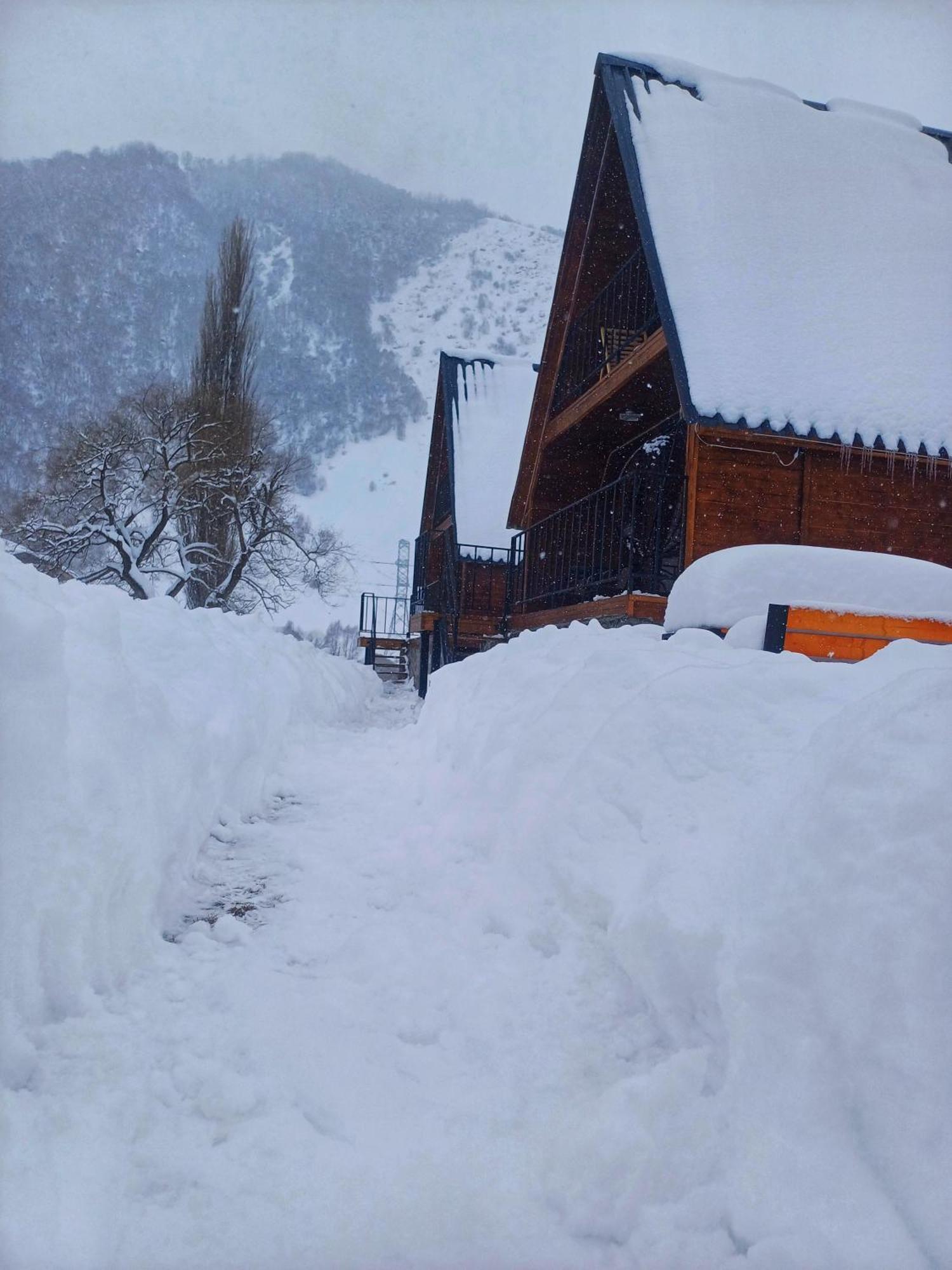 Panorama Cottages In Sno Eksteriør billede